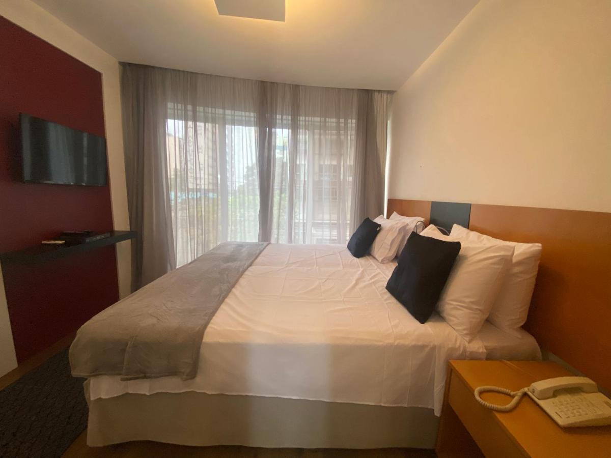Hotel Flat Parque Do Ibirapuera - Jardins à São Paulo Extérieur photo
